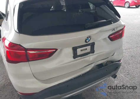 2016 BMW X1 xDrive28I z USA, uszkodzony, nr VIN WBXHT3C34G5E53042